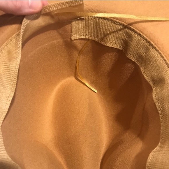 Camel Wool Felt Fedora Hat - Picture 2 of 2